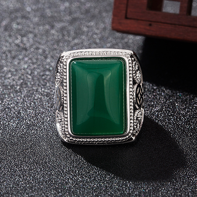 Rings - แหวนหยกธรรมชาติสีเขียว เครื่องประดับแท้ ดีไซเนอร์ ของนำโชค เครื่องรางหรูหรา จี้แฟชั่น