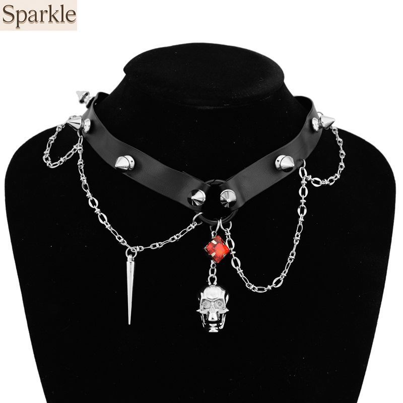 Goth Punk Spike Choker - สร้อยคอหนังรูปหัวกะโหลกสีดำ สไตล์ Y2K พังก์ หนักแน่น สร้อยคอแนวซับคัลเจอร์
