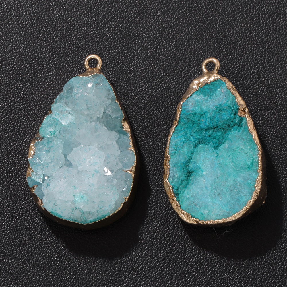 Crystal Pendant Necklace Natural Stone - 1PC อาเกตธรรมชาติ Geode จี้ 25x38 มม.ย้อมคริสตัลสีฟ้าคลัสเตอร์จี้ที่ไม่ซ้ํากันเครื่องประดับอัญมณีสําหรับ