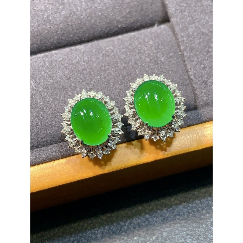 ต่างหูหยกเขียวหยกชนิดไอซ์ไทป์  - Earrings บทวิจารณ์และราคา