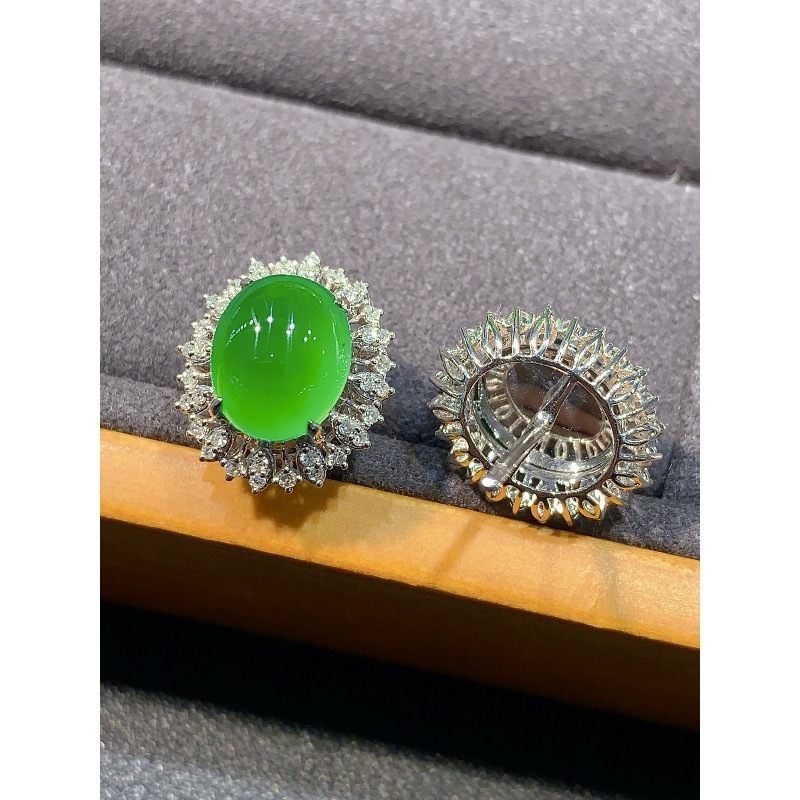 ต่างหูหยกเขียวหยกชนิดไอซ์ไทป์  - Earrings บทวิจารณ์และราคา