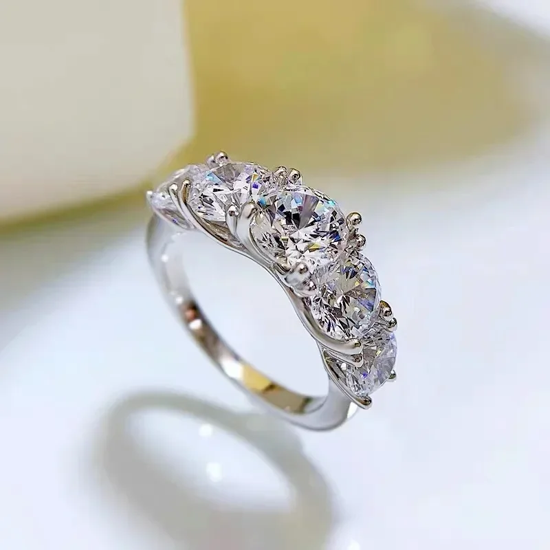 แหวนแต่งงานทองคําขาว 18K หรูหร - Moissanite Engagement Ring 1 Carat บทวิจารณ์และราคา