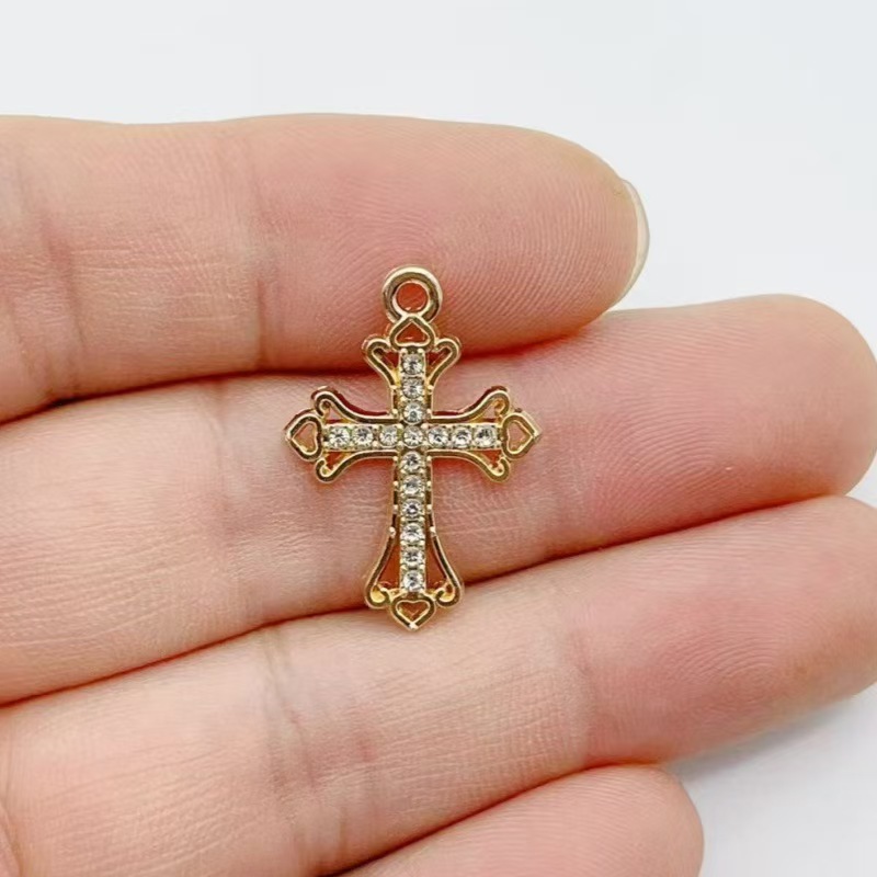 จี้รูปกางเขนประดับเพชร 10 ชิ้น - Cross Pendant Necklace Gold บทวิจารณ์และราคา
