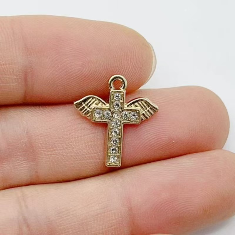 จี้รูปกางเขนประดับเพชร 10 ชิ้น - Cross Pendant Necklace Gold บทวิจารณ์และราคา