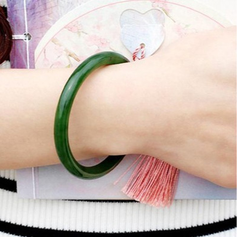 หยกกลมคุนหลุนสีเขียวผักโขมจากเ - Bracelets บทวิจารณ์และราคา