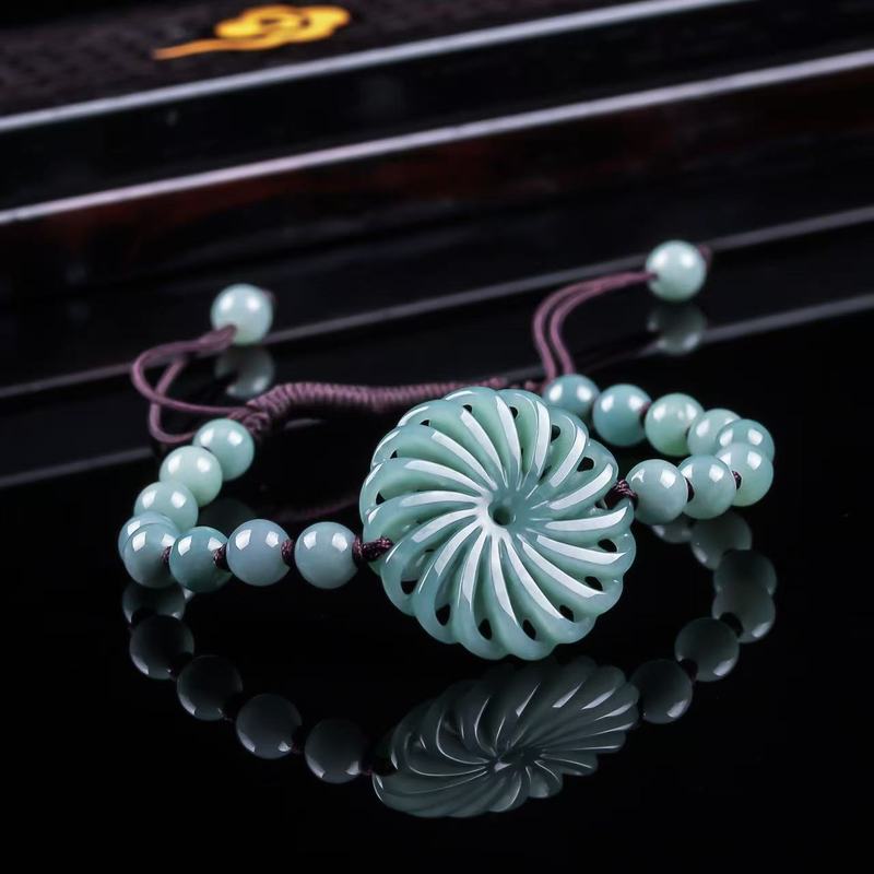 หยกธรรมชาติเกรด A นำโชค สร้อยข - Bracelets บทวิจารณ์และราคา