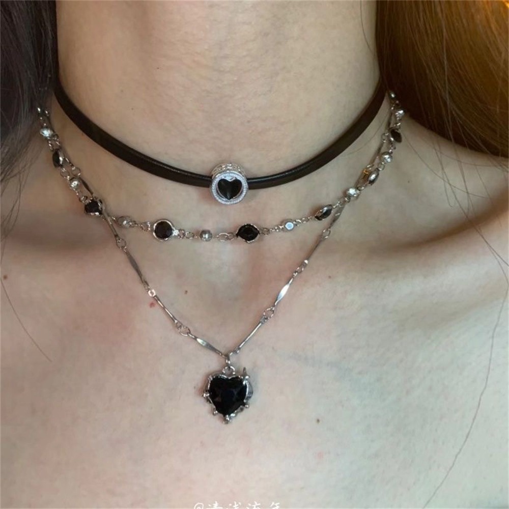 สร้อยคอจี้รูปหัวใจสไตล์โกธิค Y - Layered Pendant Necklace Aesthetic บทวิจารณ์และราคา