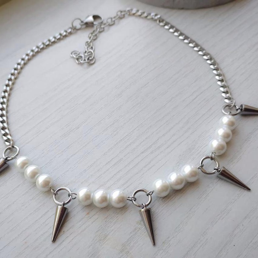 สร้อยคอมุก egirl ดีไซน์แบบทำมื - Goth Punk Spike Choker บทวิจารณ์และราคา