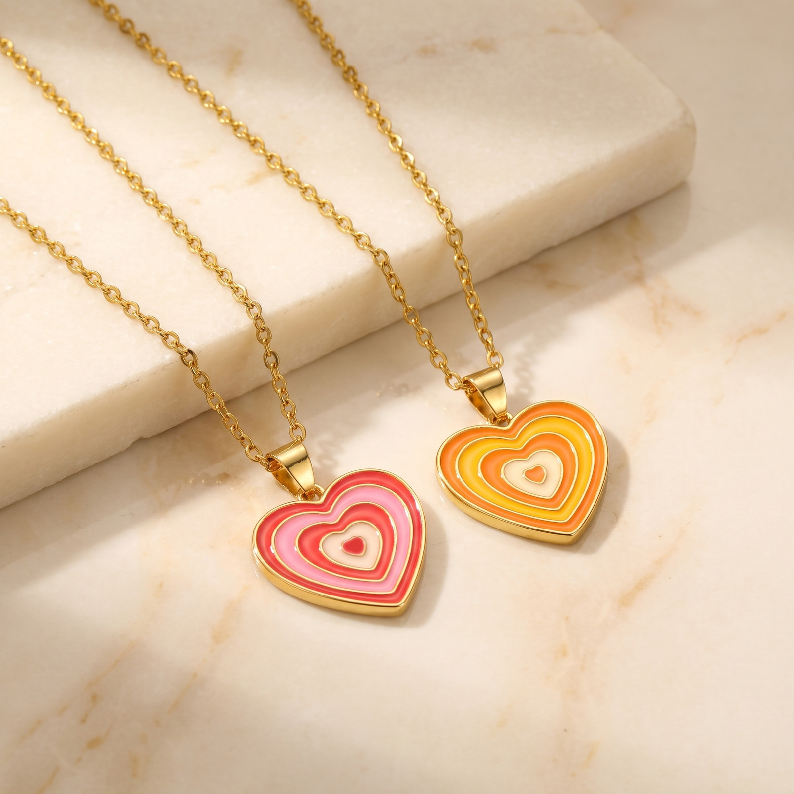 สร้อยคอจี้รูปหัวใจเคลือบเงาแบบ - Layered Pendant Necklace Aesthetic บทวิจารณ์และราคา