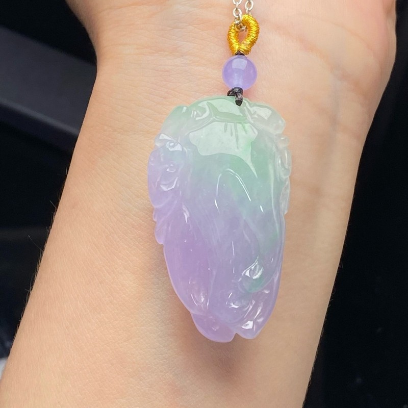จี้หยกสีเขียวเข้มลายพิเศษ, หัว - Necklaces บทวิจารณ์และราคา