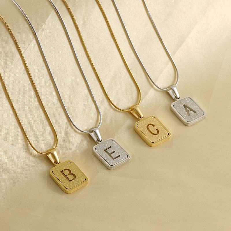 3 ชิ้น/ถุงคุณภาพสูงโซ่เริ่มต้น - Initial Letter Necklace 18K Gold บทวิจารณ์และราคา