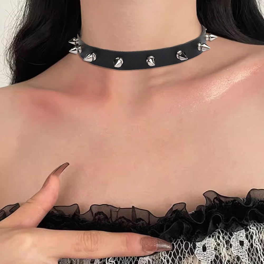 สร้อยคอหนัง PU สีดำสำหรับผู้หญ - Goth Punk Spike Choker บทวิจารณ์และราคา
