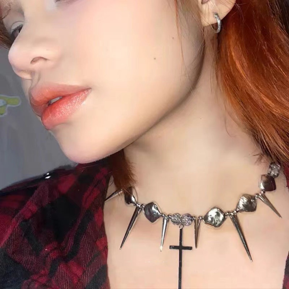 สร้อยคอ Y2K สไตล์ซับคัลเจอร์ ป - Goth Punk Spike Choker บทวิจารณ์และราคา