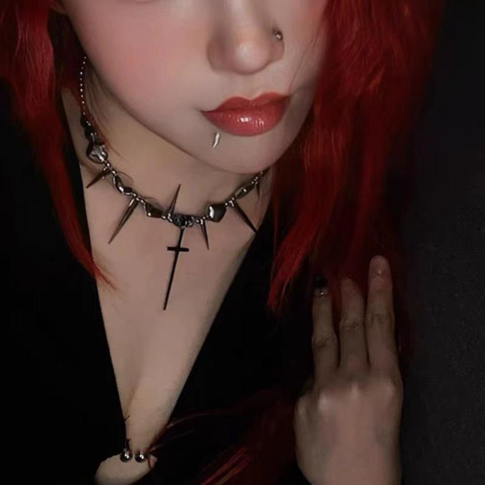 สร้อยคอ Y2K สไตล์ซับคัลเจอร์ ป - Goth Punk Spike Choker บทวิจารณ์และราคา
