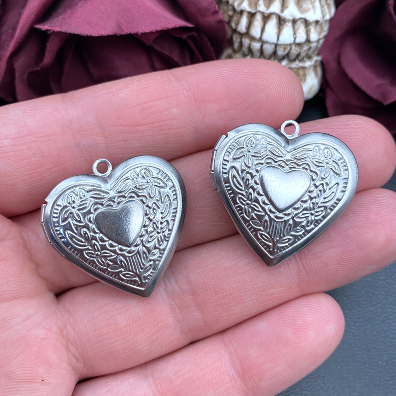 2pcs สแตนเลสสตีลหัวใจกล่อง VIN - Heart Locket Necklace Photo บทวิจารณ์และราคา